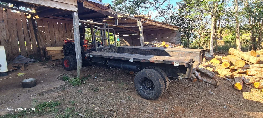 đường tuần tra biên giới.jpg