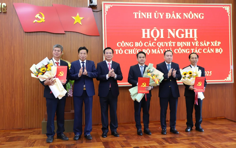 Toàn cảnh hội nghị về công tác cán bộ ở Đắk Nông. Ảnh: AX