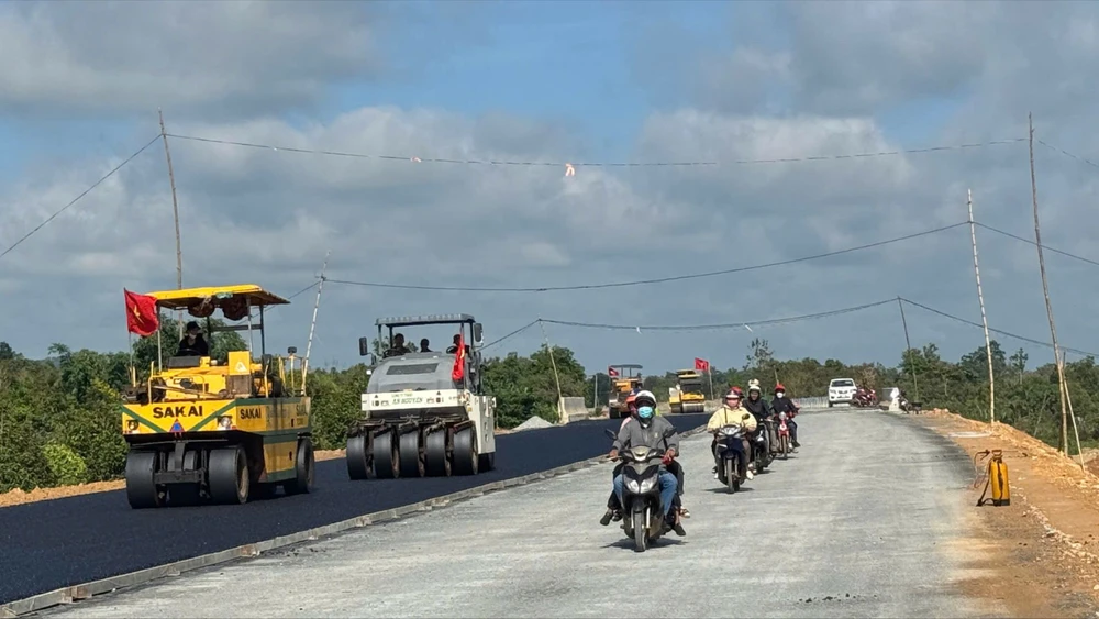 cao tốc Khánh Hòa.jpg