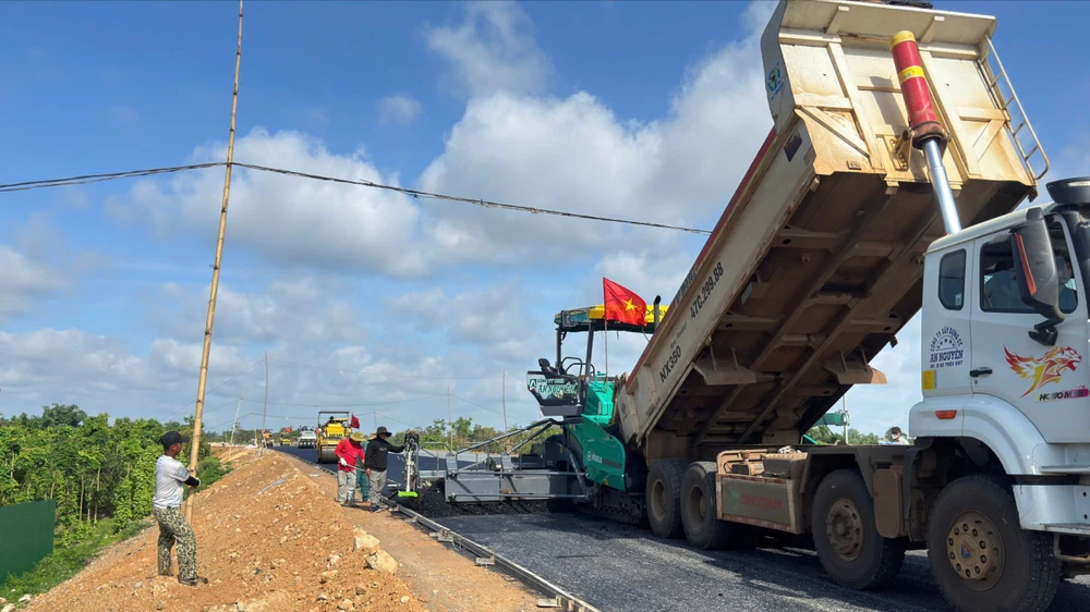 cao tốc Khánh Hòa.jpg