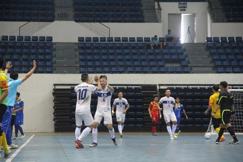 Thái Sơn Nam vô địch giai đoạn hai ảnh 1