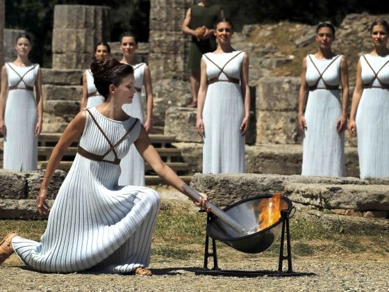 Ngọn đuốc Olympic Rio đã sáng lên ảnh 1