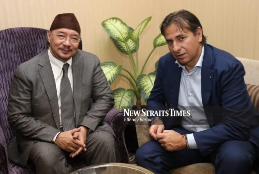 Tỉ phú Noordin: 'Tôi muốn Bari như Leicester và Juventus' ảnh 1