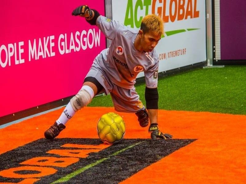 Người hùng Eman Suleiman của tuyển Indonesia