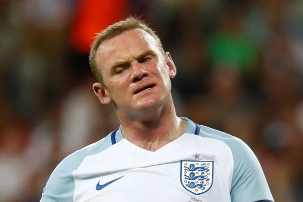 Rooney đối mặt với tương lai khó khăn tại M.U ảnh 1