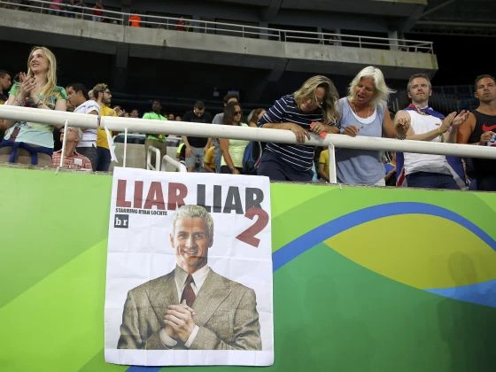 Kình ngư vĩ đại Olympic dường như đã mất trắng vì phút ăn nói thiếu suy nghĩ