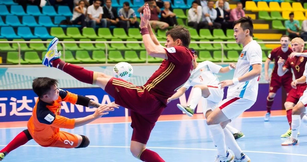 Thủ môn Văn Dũng