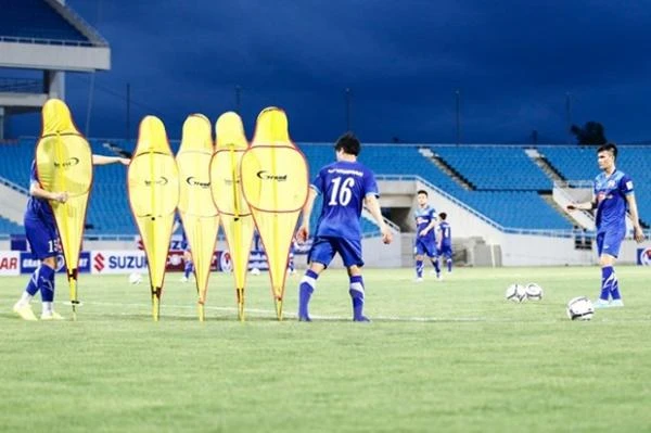 Những cầu thủ có kỹ thuật như Công Phưỡng, Công Vinh, Tuấn Anh dễ "nuốt" bài tập sút phạt kỹ thuật