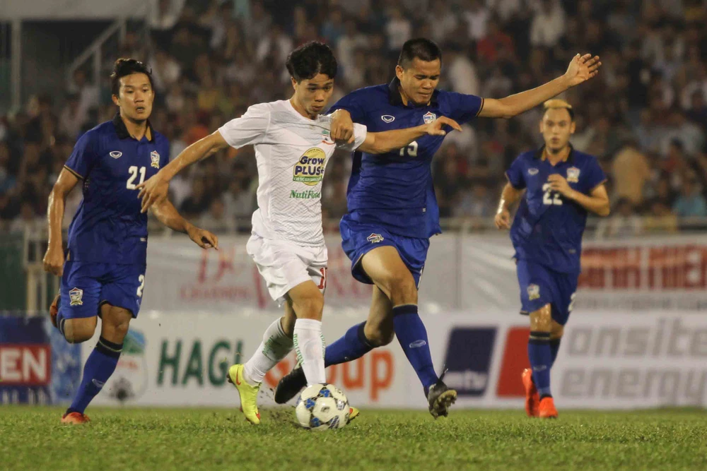 Công Phượng, Văn Toàn nhạt nhòa, U-21 HAGL bại trận ảnh 2