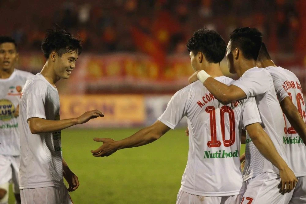 Văn Toàn, Công Phượng đưa U-21 HA Gia Lai vào bán kết ảnh 5