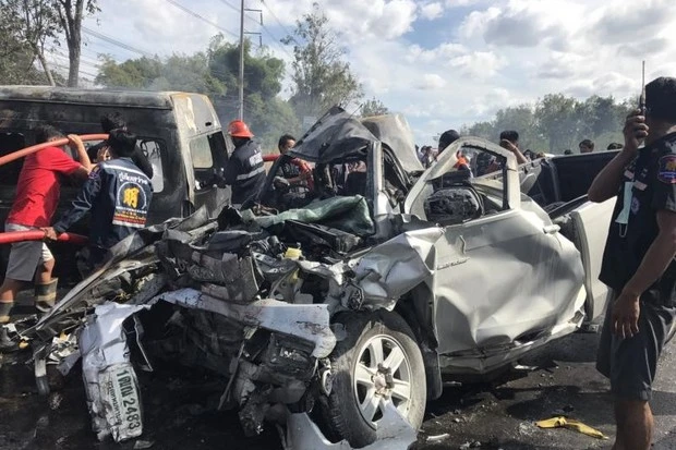 Bốn ngày đen tối của giao thông Thái, 280 người chết ảnh 3