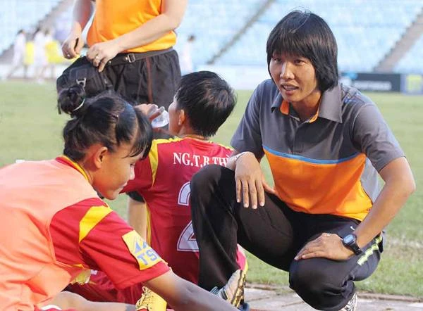 'Nữ tướng” Kim Chi lên tuyển ảnh 4 'Nữ tướng” Kim Chi lên tuyển ảnh 4