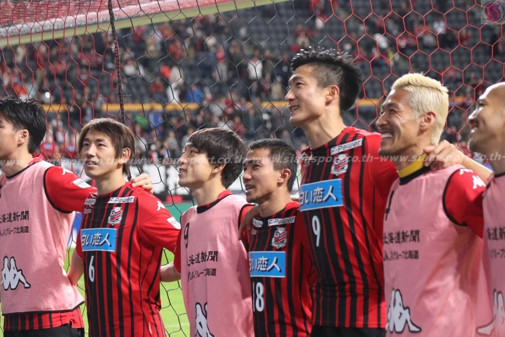 Chơi như Maradona, Chanathip ẵm giải cầu thủ xuất sắc ảnh 3