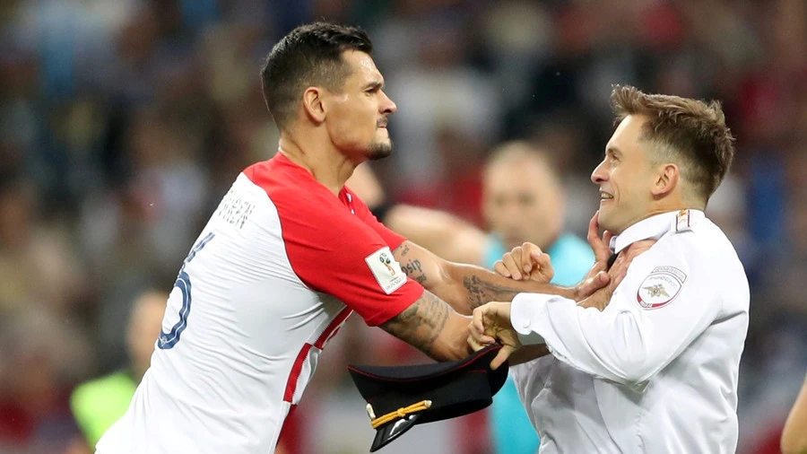 Chung kết World Cup 2018, Lovren xin lỗi Pussy Riot ảnh 1