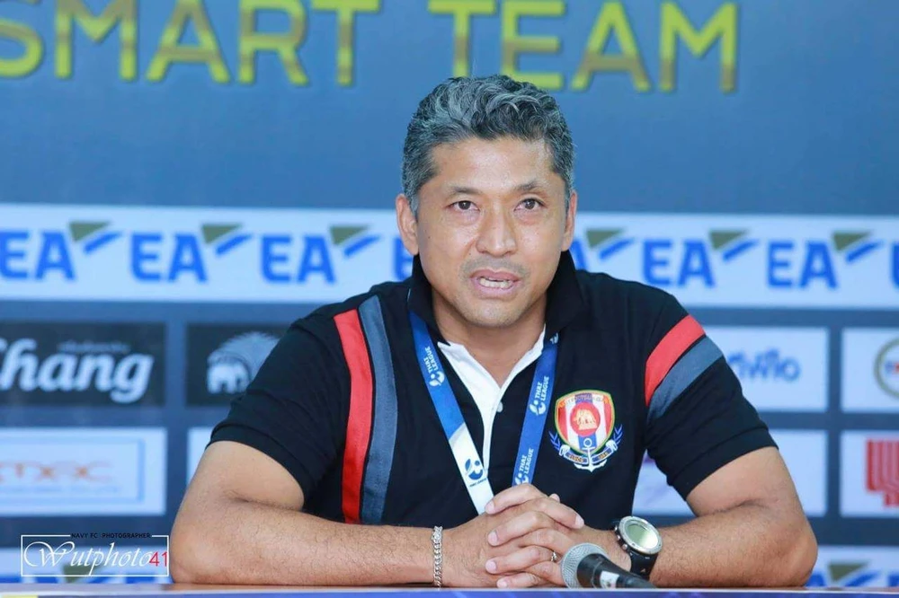 29 vòng đấu, Thai-League ‘xay’ 17 HLV ảnh 1