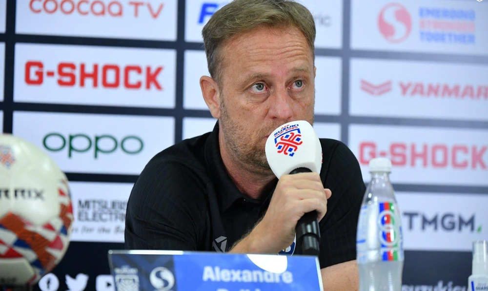 HLV Polking từng dẫn dắt CLB TP.HCM một thời gian. Ảnh: CTV