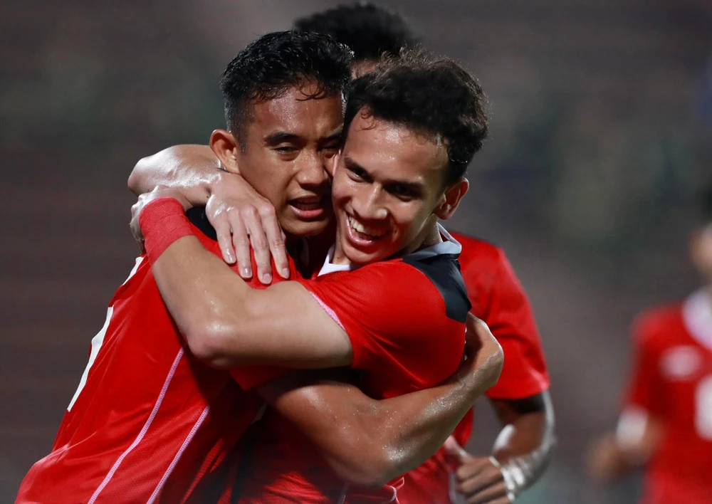 Các cầu thủ Indonesia ăn mừng bàn thắng. Ảnh: ANH PHƯƠNG