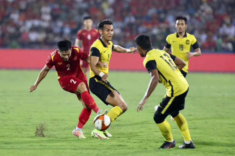 HLV Maloney tự hào về học trò mình đã chiến đấu 120 phút ấn tượng. Ảnh: ANH PHƯƠNG