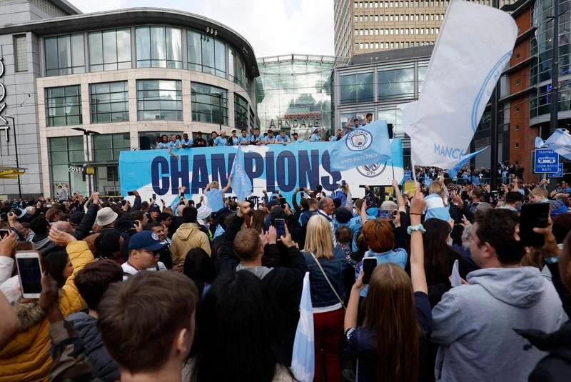 Những cầu thủ Man. Xanh thật...điệu đà.