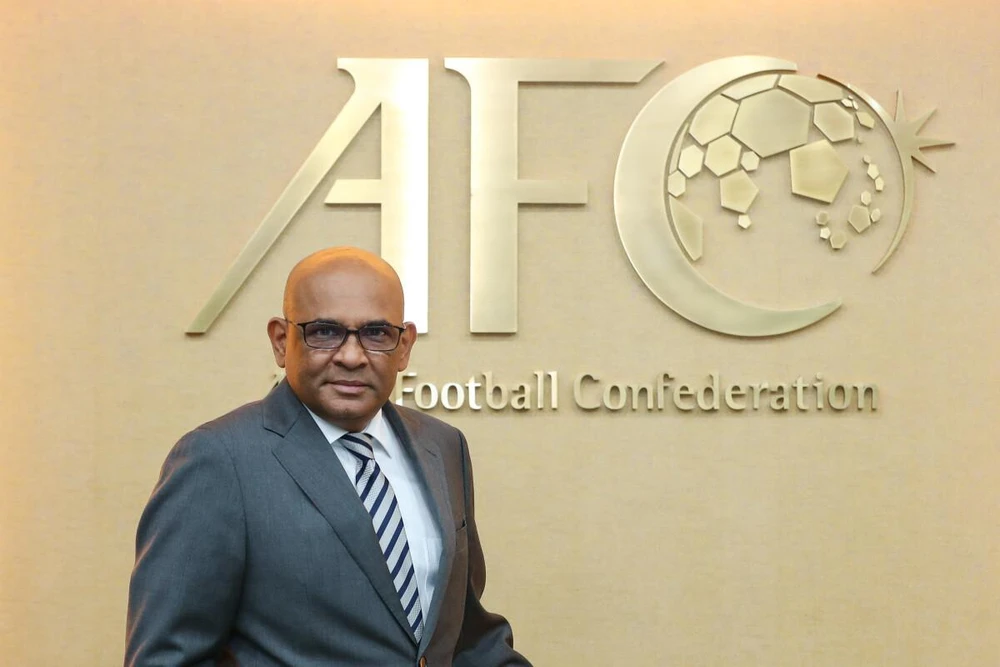 Tổng thư ký AFC Windsor John nêu những vấn đề quan trọng khi TQ trả đăng cai Asian Cup 2023. Ảnh: AFC