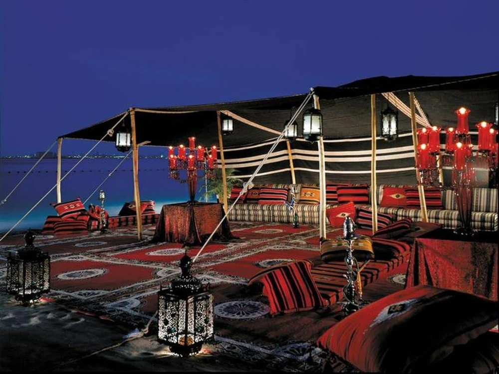 Một nội thất nhà "dom" theo cách rất mở vừa trải nghiệm vừa xem World Cup 2022 ở Qatar. Ảnh: Getty