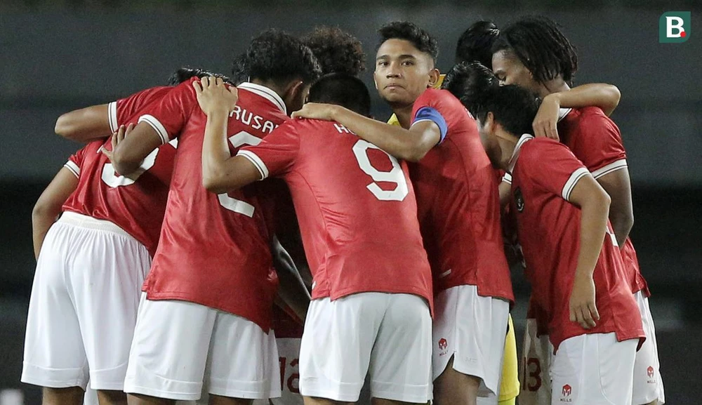 Các học trò U-19 Indonesia phải giúp ông thầy Hàn đánh bại đội nhất bảng A Thái Lan.