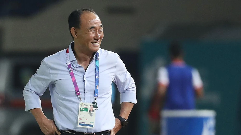 Ông Kim Hak-bum đang là ứng viên sáng giá ngồi ghế thuyền trưởng U-23 Malaysia thay ông Brad Maloney. Ảnh: Getty Ông Kim Hak-bum đang là ứng viên sáng giá ngồi ghế thuyền trưởng U-23 Malaysia thay ông Brad Maloney. Ảnh: Getty