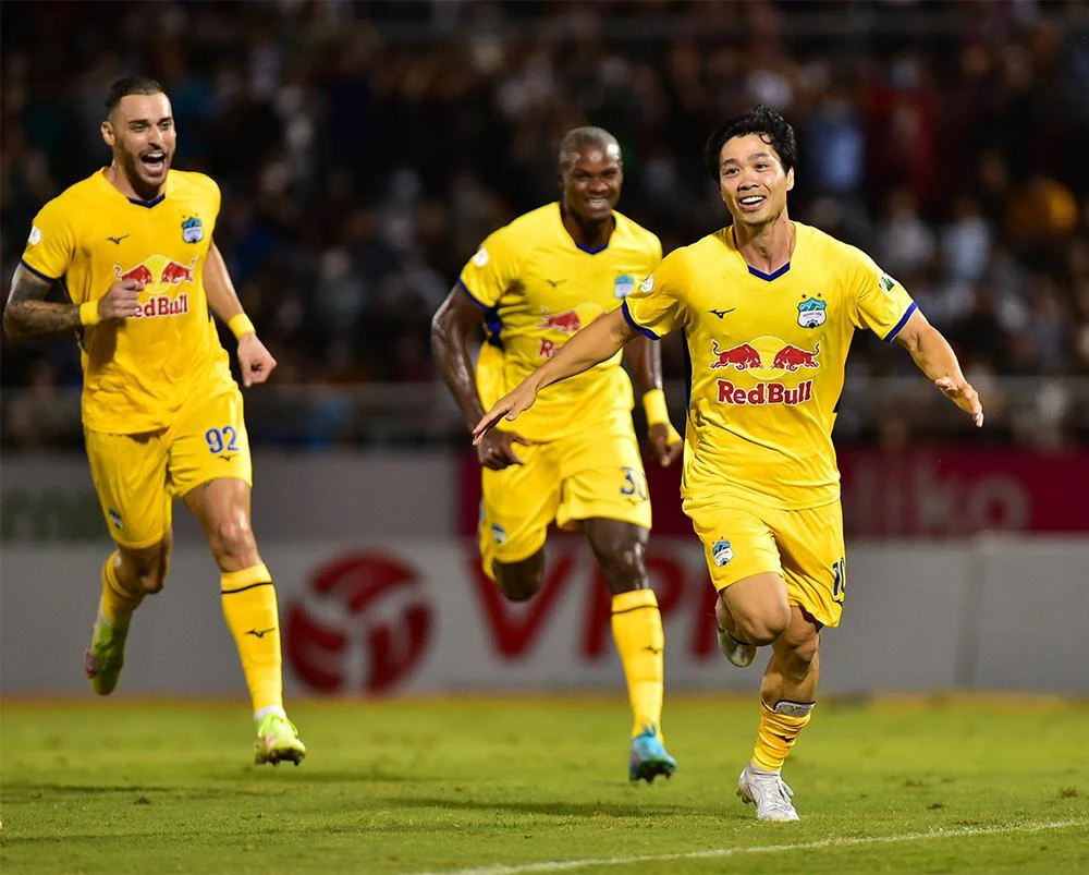 Tối 14-8 Phượng có "nở hoa" tại Hàng Đẫy? Ảnh: VPF Tối 14-8 Phượng có "nở hoa" tại Hàng Đẫy? Ảnh: VPF