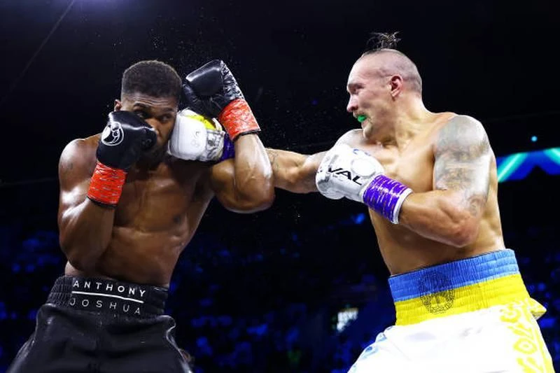 Joshua lại vay thêm nợ Usyk ảnh 1