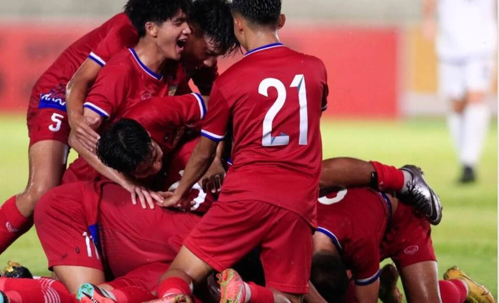 Lào đánh bại Guam 3-0 nhưng sau đó gặp các đội "khủng" và thua liểng xiểng. Ảnh: CTP