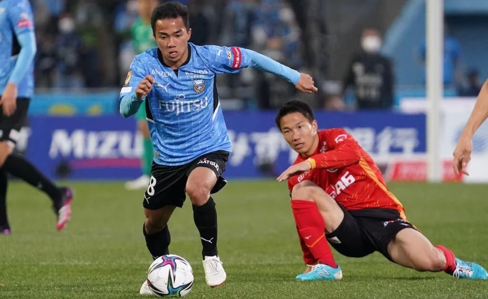 "Messi Thái" Chanathip sẽ từ Kawasaki Frontole về khoác áo tuyển Thái đá King's Cup 2022 vào những ngày FIFA Day cuối tháng 9. Ảnh: J-League.