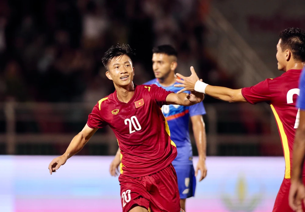 Ai thay thế HLV Park Hang-seo dẫn dắt tuyển VN đá VCK Asian Cup 2023 tại Qatar vẫn là dấu hỏi lớn. Ảnh: ANH PHƯƠNG
