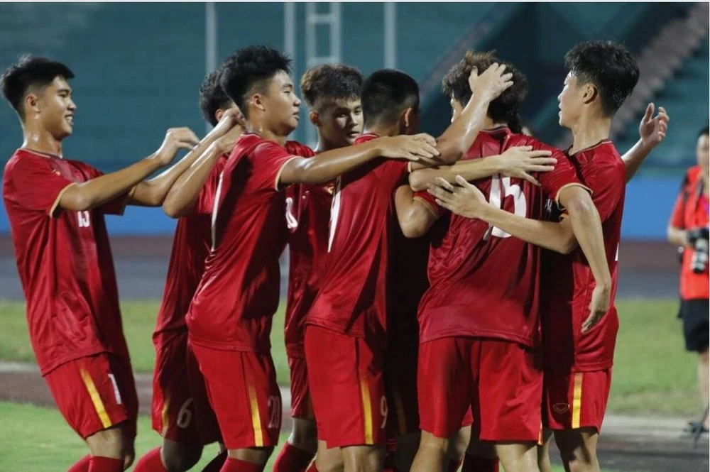 Còn VN thắng dễ Đài Loan 4-0 tạm dẫn đầu bảng F. Ảnh: AFC