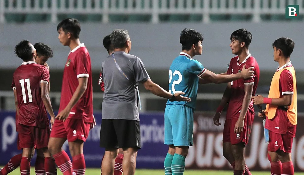 Thua U-17 Malaysia 1-5, Indonesia đứng nhì bảng B có nguy cơ không tranh nổi vé vớt dự VCK U-17 châu Á.