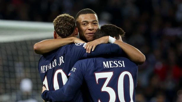 Theo Ibra dù Ligue 1, PSG có Messi, Neymar,Mbappe, nhưng giải vẫn rất... tồi tệ. Ảnh: Getty