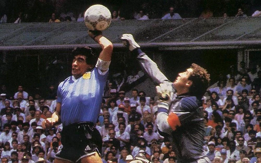 bàn thắng bàn tay của chúa của Maradona