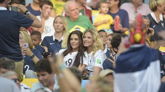 Gia đình dễ thương của nhà vô địch World Cup ảnh 9