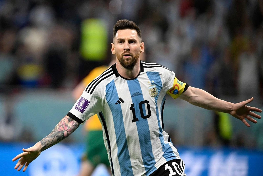 Ghi bàn vào lưới Úc với Messi có gì khó đâu! Ảnh: S.E