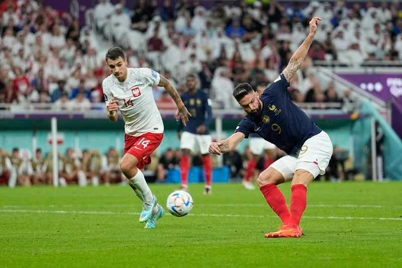 Giroud phản bác những đàm tiếu chê anh 'chân gỗ' ảnh 1 Giroud phản bác những đàm tiếu chê anh 'chân gỗ' ảnh 1