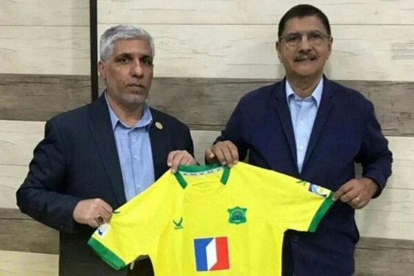 HLV Tavares nay dẫn dắt CLB Nasat Naft của Iran. Ảnh: IT