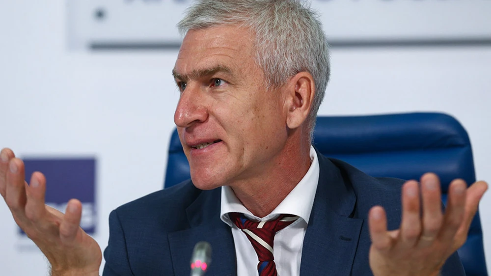 Bộ trưởng Thể thao Nga Oleg Matyishin "bật đèn xanh" để RFU về AFC. Ảnh: Sovietsky Sport.