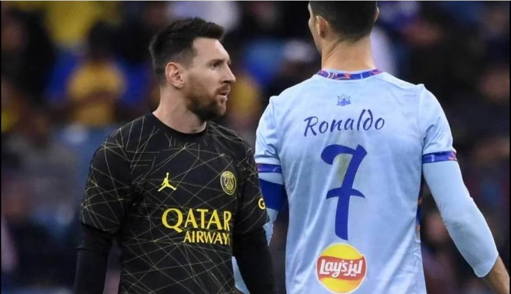 Tổ trọng tài người Qatar điều hành trận đấu, Ronaldo là đội trưởng của Liên quân còn Marquinhos làm đội trưởng PSG. Trận đấu thắng lớn về mặt tài chính.