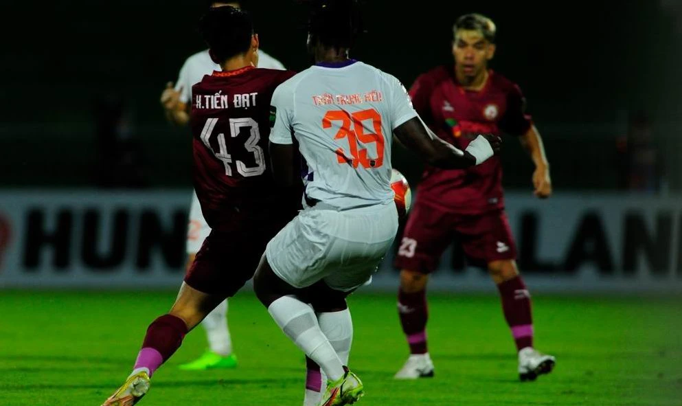 T. Bình Định và B. Bình Dương sở hữu nhiều chân sút tốt. Ảnh: ANH PHƯƠNG