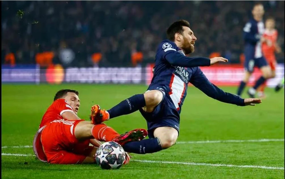 Thật khó để Messi và đồng đội lật ngược tình thế ở lượt về tại Allianz.