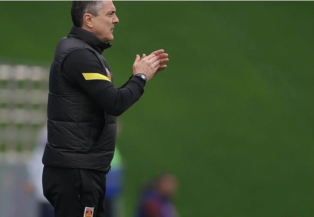 Đối thủ tranh vé World Cup U-20 cùng thầy trò ông Antonio Puche của U-20 Trung Quốc là "ông kẹ" Hàn Quốc. Ảnh: AFC