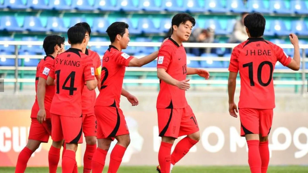 Nhưng Hàn Quốc lại quá bản lĩnh, già dặn nên thắng chung cuộc 3-1 sau 120 phút. Ảnh: AFC