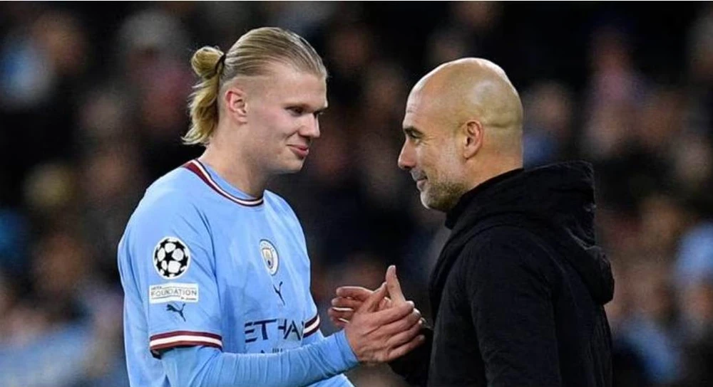 Pep Guardiola rất hài lòng vì Haaland ghi 5 bàn trong 1 trận đấu. Ảnh: AFP