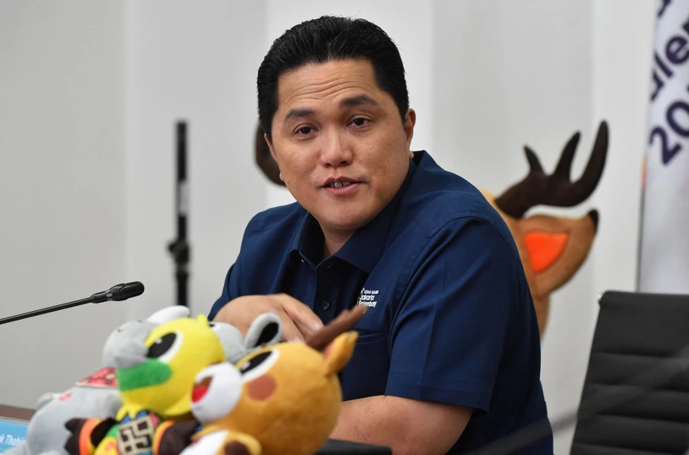 Chủ tịch LĐBĐ Indonesia, Erick Thohir thì xuôi ngược cứu World Cup U-20. Ảnh: J.P Chủ tịch LĐBĐ Indonesia, Erick Thohir thì xuôi ngược cứu World Cup U-20. Ảnh: J.P