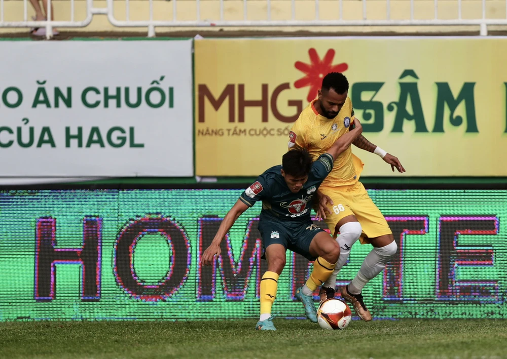 Hồng Duy ghi bàn, HA Gia Lai không thể thắng Khánh Hòa ảnh 2