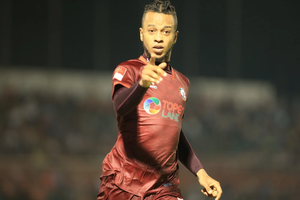 ...Còn Jermie Lynch có bàn mở điểm ở T. Bình Định phút 69. Ảnh: A.PHƯƠNG